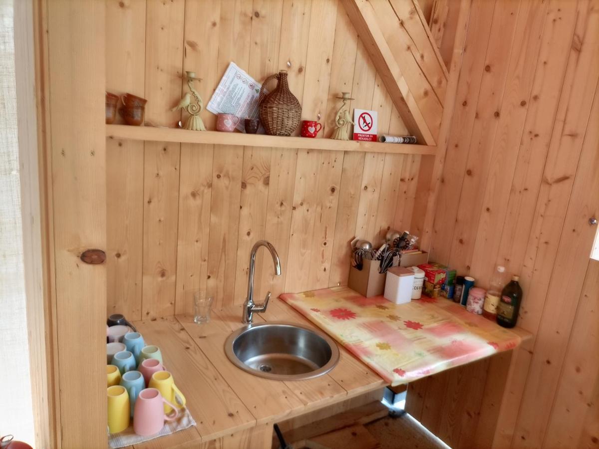 Kamp Beli Gaber * Stari Trg pri Lozu
