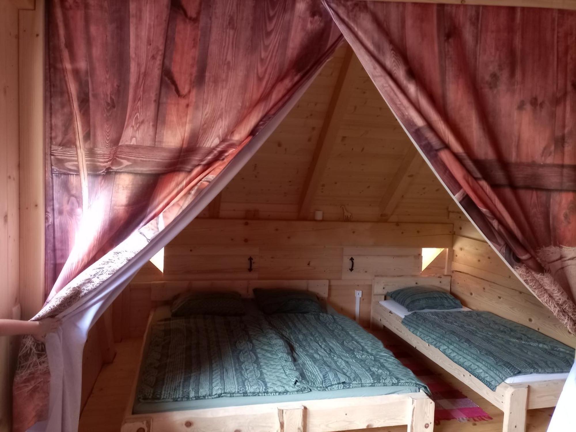 Kamp Beli Gaber Stari Trg pri Lozu